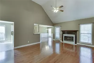 5972 River Oaks Dr, Flowery Branch, GA 30542 - Photo 5