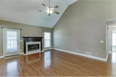 5972 River Oaks Drive, Flowery Branch, GA 30542 - Photo 7