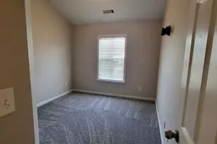 45 Newnan Lakes Dr, Newnan, GA 30263 - Photo 5