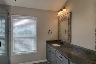 45 Newnan Lakes Dr, Newnan, GA 30263 - Photo 11