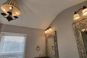 45 Newnan Lakes Dr, Newnan, GA 30263 - Photo 13