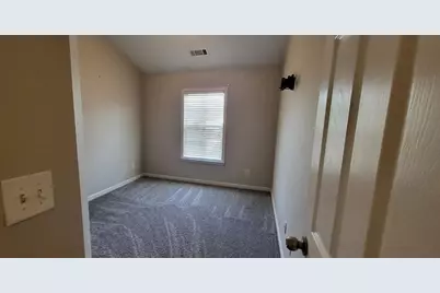 45 Newnan Lakes Drive, Newnan, GA 30263 - Photo 7