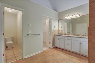6005 Lake Windsor Pkwy, Buford, GA 30518 - Photo 31