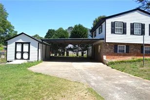 8288 Reinosa Way, Jonesboro, GA 30236 - Photo 3