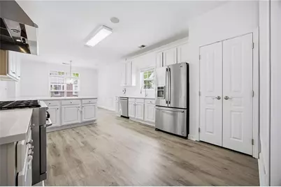 870 Scales Road, Suwanee, GA 30024 - Photo 5