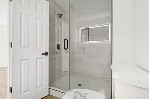 4795 Wyndam Dr, Stone Mountain, GA 30088 - Photo 15