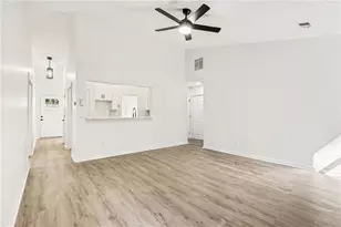 4795 Wyndam Dr, Stone Mountain, GA 30088 - Photo 5