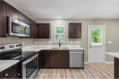 1128 Oak Hollow Lane, Hampton, GA 30228 - Photo 5
