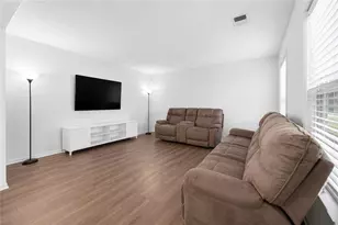 322 Lochmill Ct, Loganville, GA 30052 - Photo 23