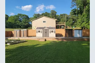 5104 Carole Place SW, Stone Mountain, GA 30087 - Photo 17