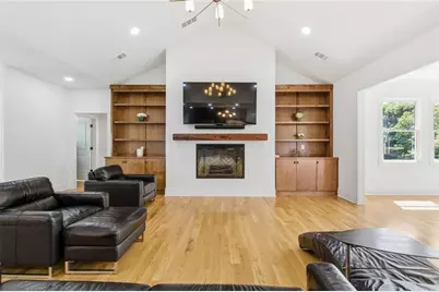 4275 Haynes Circle SW, Snellville, GA 30039 - Photo 13