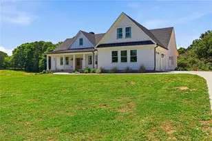 4275 Haynes Cir SW, Snellville, GA 30039 - Photo 3