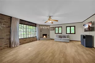 231 Honeysuckle Dr, Commerce, GA 30529 - Photo 3
