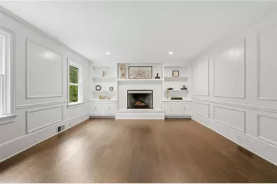 255 Waverly Hall Drive, Roswell, GA 30075 - Photo 13