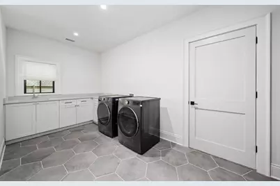 1441 W Wesley Road NW, Atlanta, GA 30327 - Photo 47