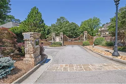 160 Trimble Crest Drive, Sandy Springs, GA 30342 - Photo 3