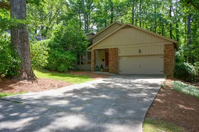270 Lakeview Ridge W, Roswell, GA 30076 - Photo 1