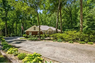 1072 Regency Park Drive, Braselton, GA 30517 - Photo 1