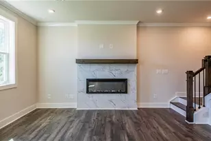 653 Dugout Dr, Lawrenceville, GA 30043 - Photo 7