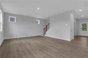 653 Dugout Dr, Lawrenceville, GA 30043 - Photo 11