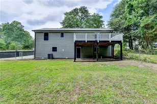 1625 Peachtree Cir, Lawrenceville, GA 30043 - Photo 29
