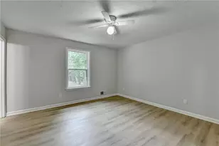 1625 Peachtree Cir, Lawrenceville, GA 30043 - Photo 15