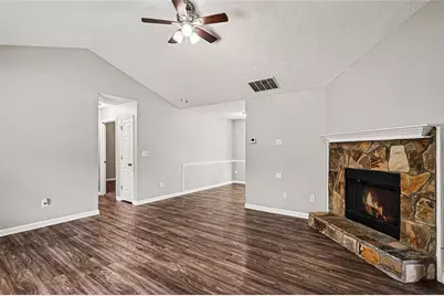 66 Mallie Court, Hampton, GA 30228 - Photo 5