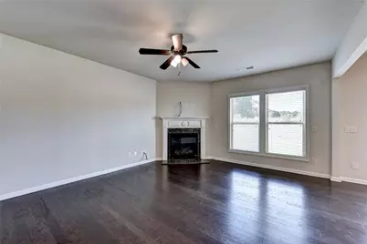 5160 Breezewood Circle, Alpharetta, GA 30004 - Photo 9