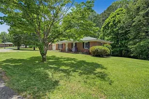 98 James St, Tallapoosa, GA 30176 - Photo 9