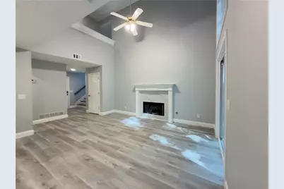528 Parkstone Lane, Woodstock, GA 30189 - Photo 5