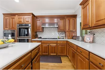 2372 Habersham Drive SW, Marietta, GA 30064 - Photo 19