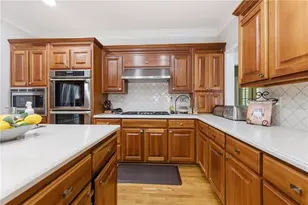 2372 Habersham Dr SW, Marietta, GA 30064 - Photo 19