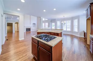 5660 Cascade Tr, Cumming, GA 30040 - Photo 13