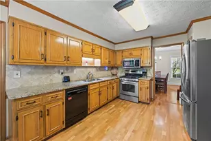 1172 Melton Dr SW, Lilburn, GA 30047 - Photo 19
