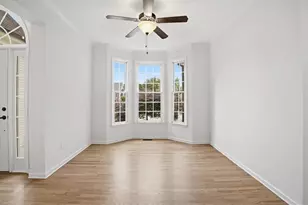 1025 Russell Point, Suwanee, GA 30024 - Photo 5