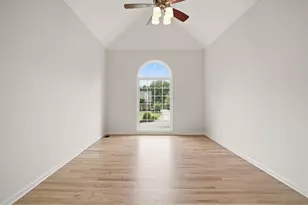 1025 Russell Point, Suwanee, GA 30024 - Photo 19