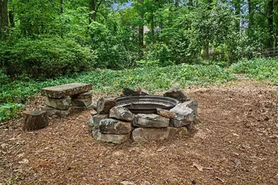 1166 Harrowgrove Court SW, Marietta, GA 30064 - Photo 29