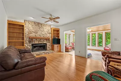 1166 Harrowgrove Court SW, Marietta, GA 30064 - Photo 11