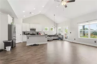 47 Hoke St, Maysville, GA 30558 - Photo 5