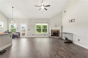 47 Hoke St, Maysville, GA 30558 - Photo 3