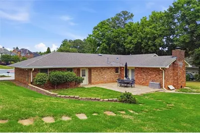 3140 Post Oak Tritt Road, Marietta, GA 30062 - Photo 37