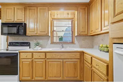 3140 Post Oak Tritt Road, Marietta, GA 30062 - Photo 11