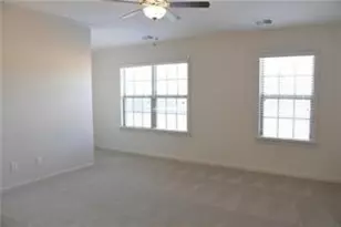 26 Lochurst Ln, Roswell, GA 30076 - Photo 9