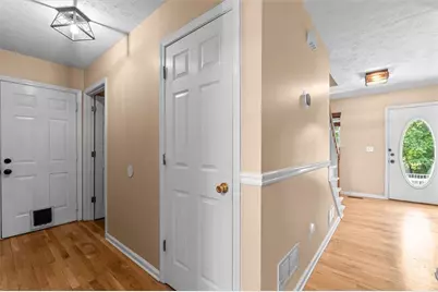 105 Hawk Ln, Carrollton, GA 30116 - Photo 13
