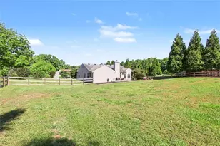 1902 Kirkland Ave, Statham, GA 30666 - Photo 3