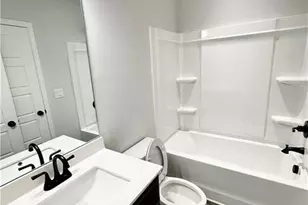 1772 Dover Creek Ln, Lawrenceville, GA 30045 - Photo 7