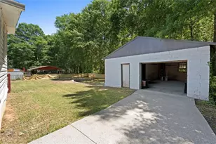 3517 Ridgecrest Dr, Powder Springs, GA 30127 - Photo 5