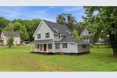 305 Grove Avenue SE, Lindale, GA 30147 - Photo 1