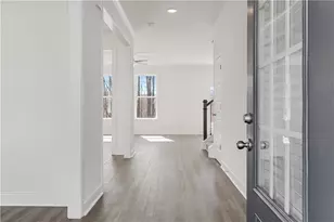 7332 Rocklin Ln, Flowery Branch, GA 30542 - Photo 3
