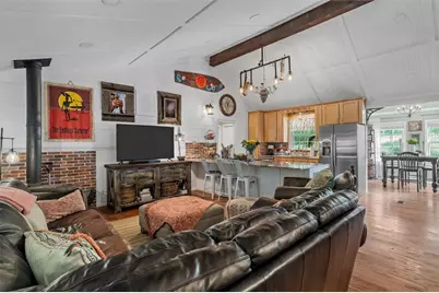 8669 Davis Street, Braselton, GA 30517 - Photo 11